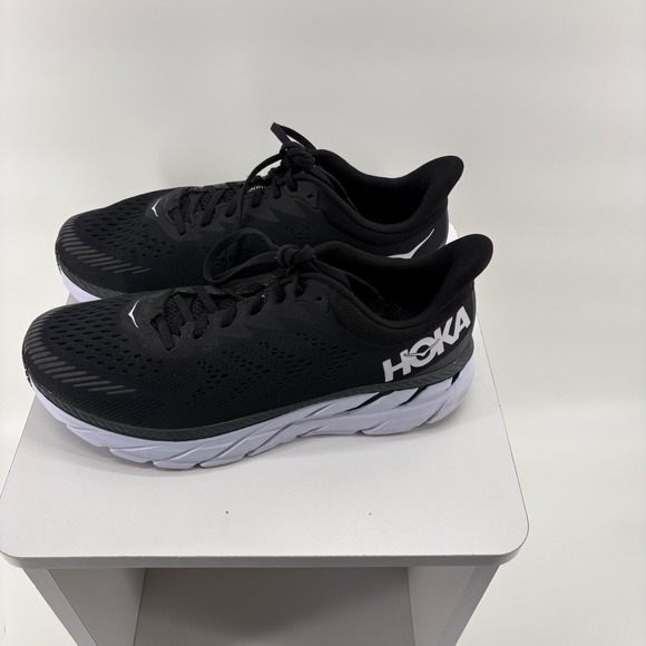 Hoka One One Clifton 7 Wide Mens Road Running Shoes Black White 1110534 11 2E - Picture 4 of 11